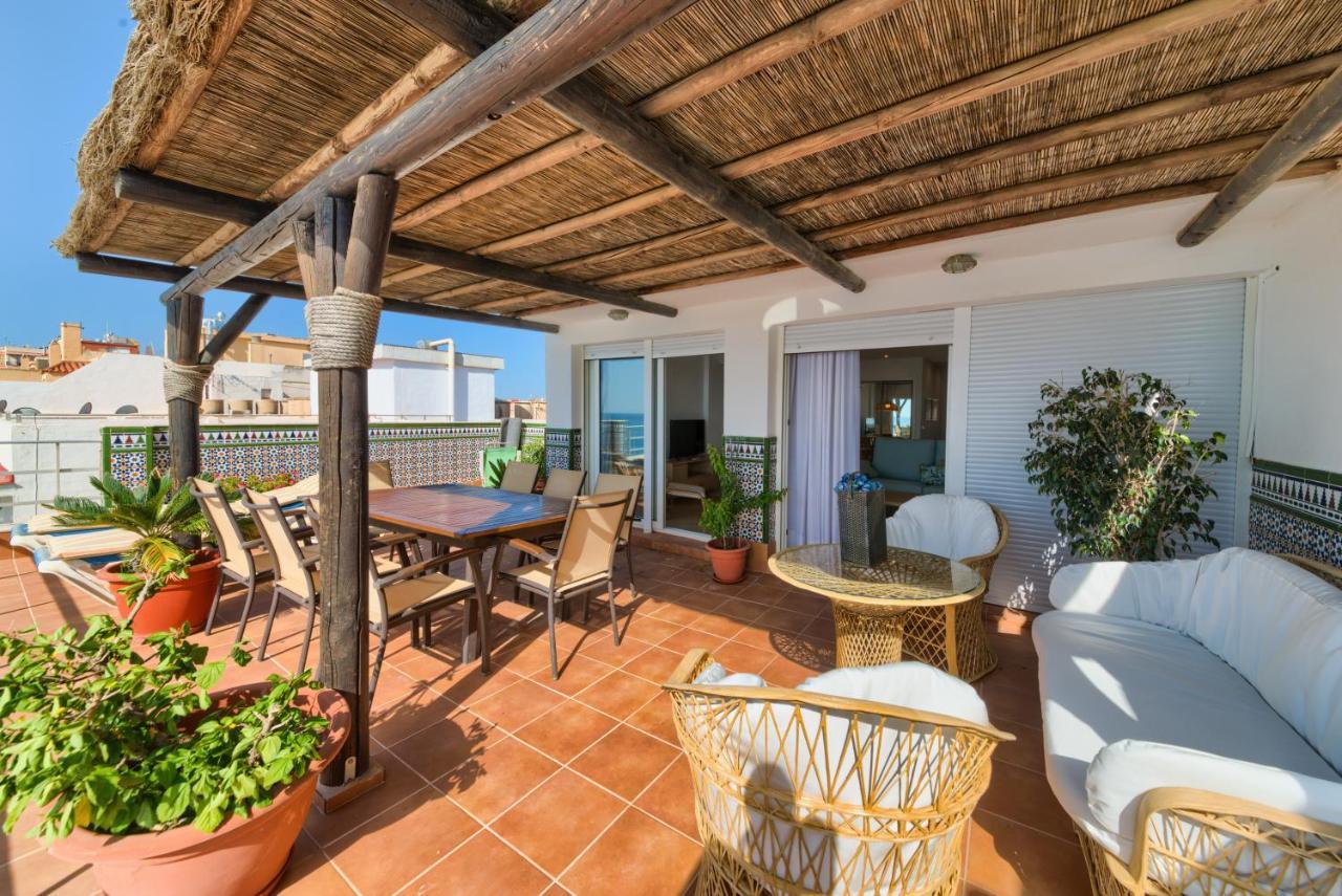 Holidays2Fuengirola Duplex With Stunning Sea View, Terraces,1St Line Beside Port Exterior foto