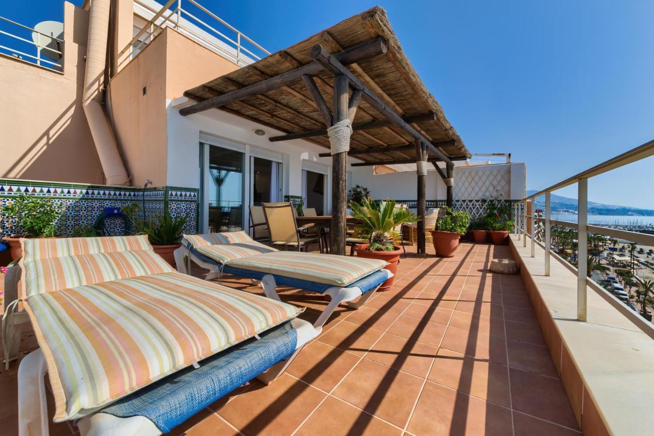 Holidays2Fuengirola Duplex With Stunning Sea View, Terraces,1St Line Beside Port Exterior foto